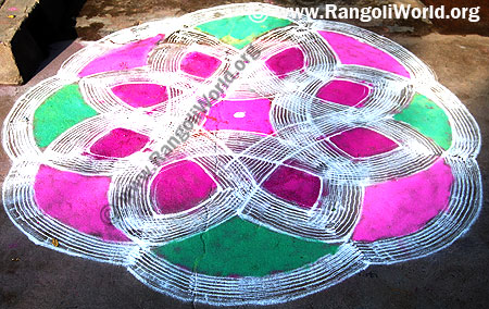 Freehand Rangoli with 7 stroke outline