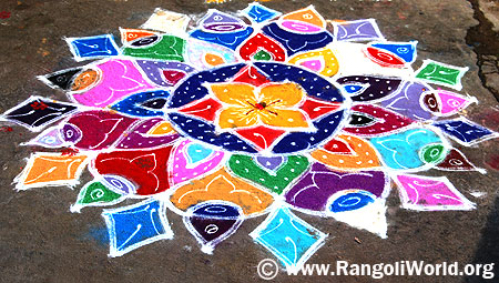Freehand Rangoli with two strokes and diamond shape outline